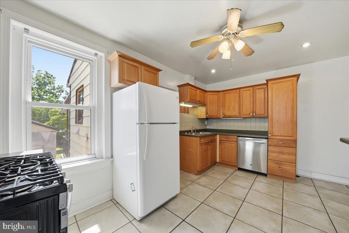 16 West Spring Avenue Ardmore, PA 19003 - Photo 15 of 42