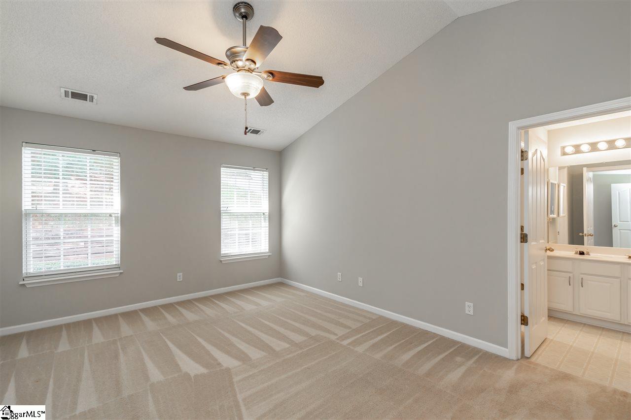 334 Highgate Circle Greer, SC 29650 - Photo 8 of 20 Gallery Image 8