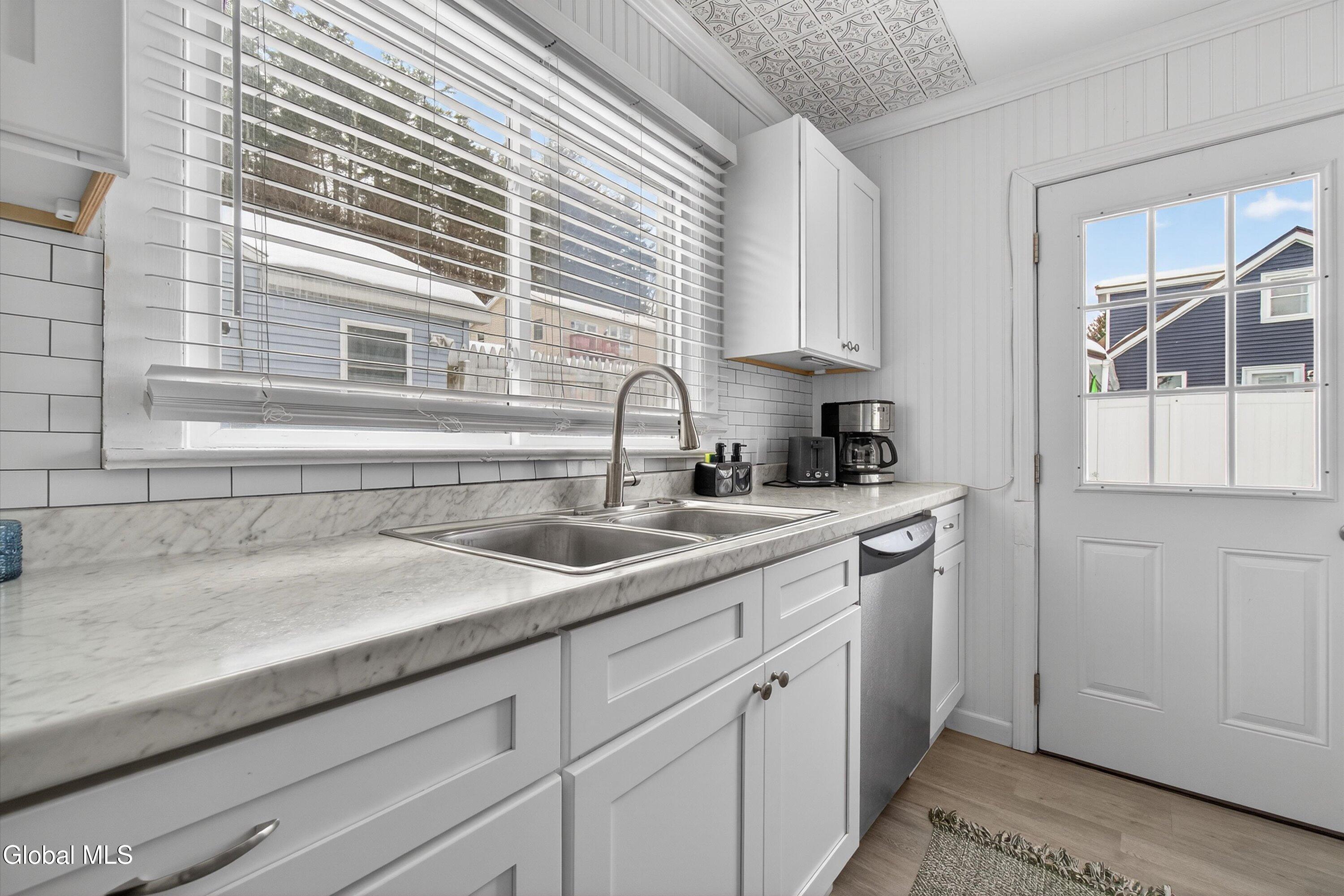 107 4th Street Malta, NY 12866 - Photo 14 of 50 35-107 4th St-35