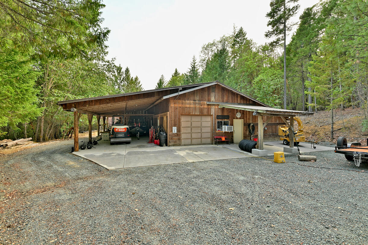 1844 Draper Valley Road Selma, OR 97538 - Photo 35 of 44 35
