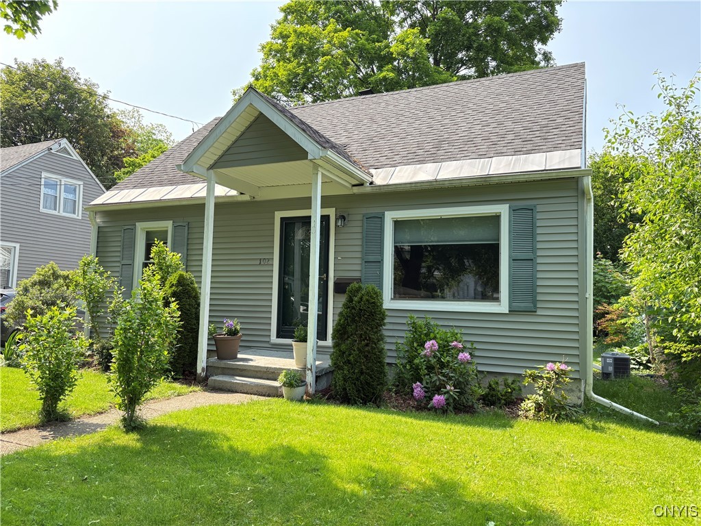 102 Hopson Street Utica, NY 13502 - Photo 2 of 23