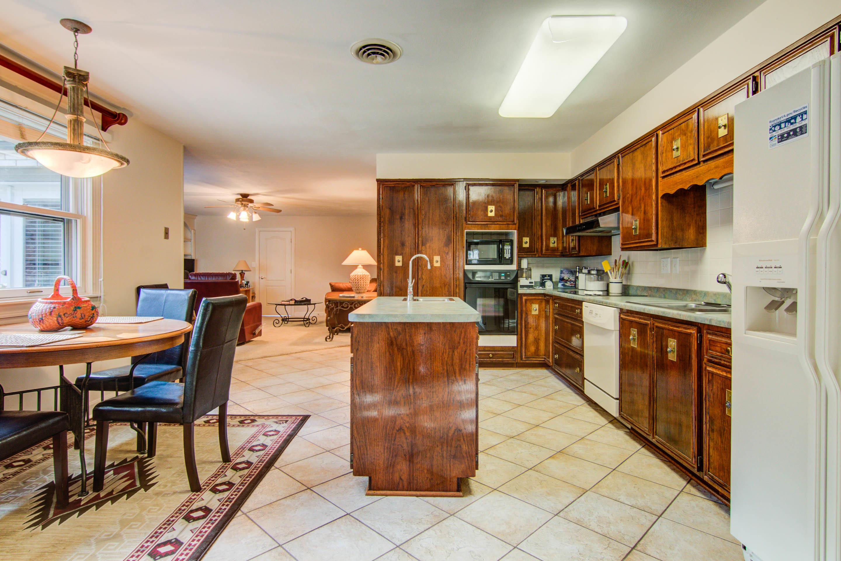 4947 Greenlee Road Southwest Roanoke, VA 24018 - Photo 6 of 24 IMG_3246_47_48_49_50