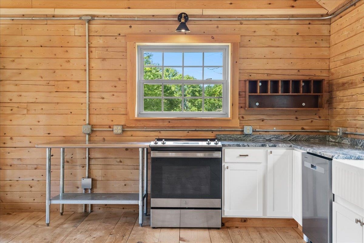 1314 Scrabble Hill Road Duxbury, VT 05676 - Photo 7 of 49 Gallery Image 7