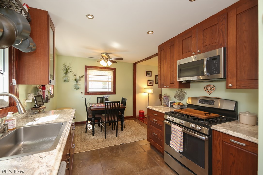 1613 Grandview Road Lake Milton, OH 44429 - Photo 9 of 23 Gallery Image 9