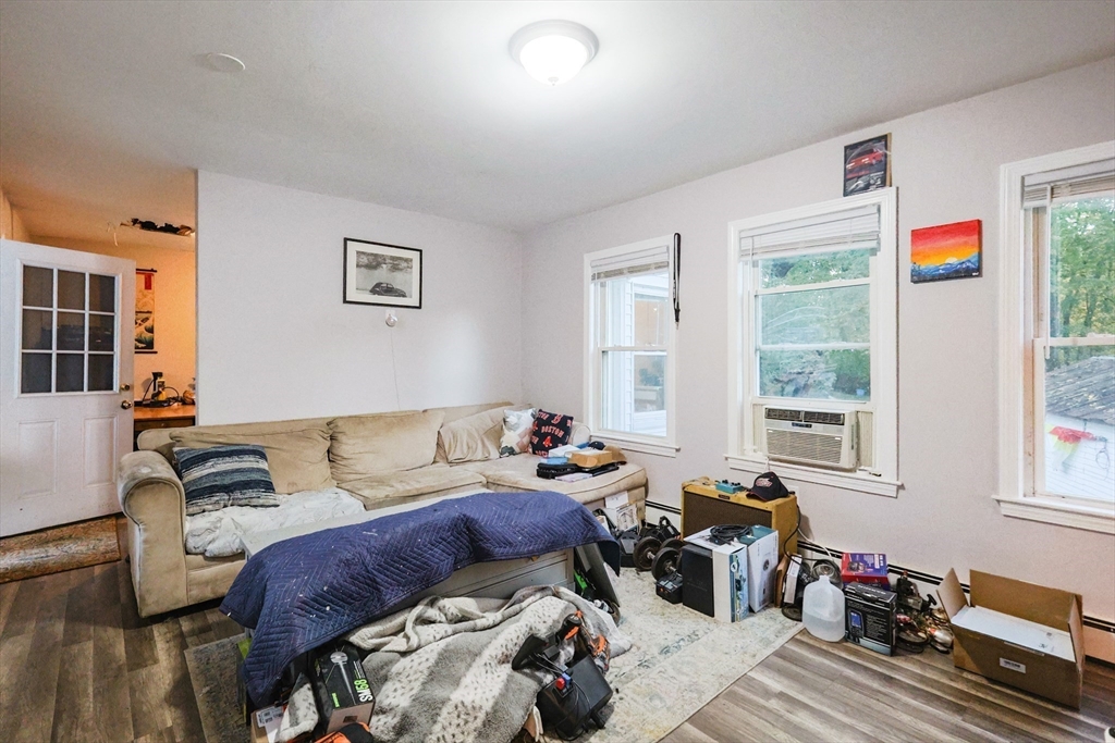 261 Stone Street Walpole, MA 02081 - Photo 4 of 8