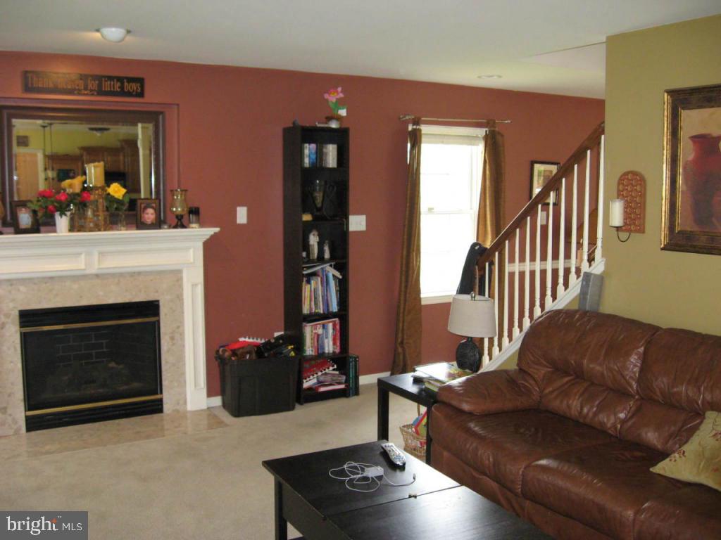 206 Andover Lane Lititz, PA 17543 - Photo 7 of 15