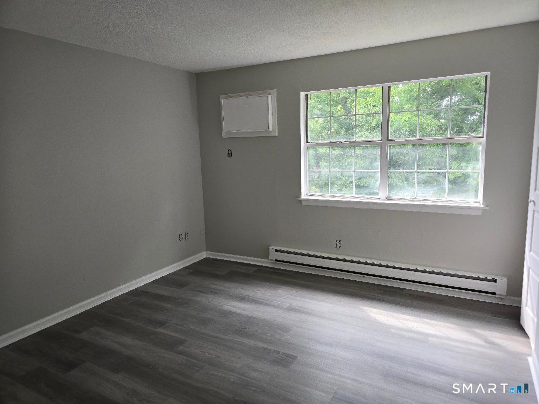 116 Angel Drive, Unit D Waterbury, CT 06708 - Photo 5 of 6