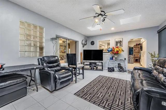 $560,000 | 2520 West St Conrad Street, Tampa, FL 33607