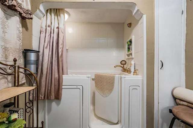 $560,000 | 2520 West St Conrad Street, Tampa, FL 33607