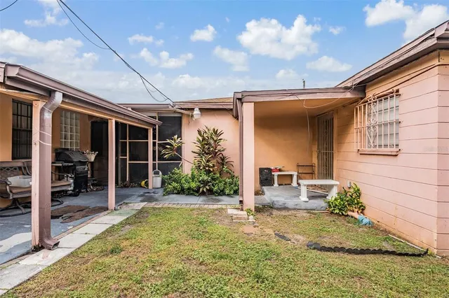 $560,000 | 2520 West St Conrad Street, Tampa, FL 33607