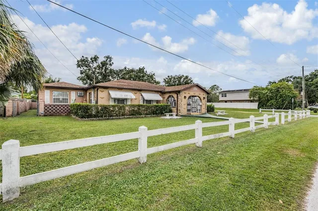 $560,000 | 2520 West St Conrad Street, Tampa, FL 33607