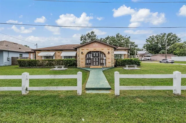 $560,000 | 2520 West St Conrad Street, Tampa, FL 33607