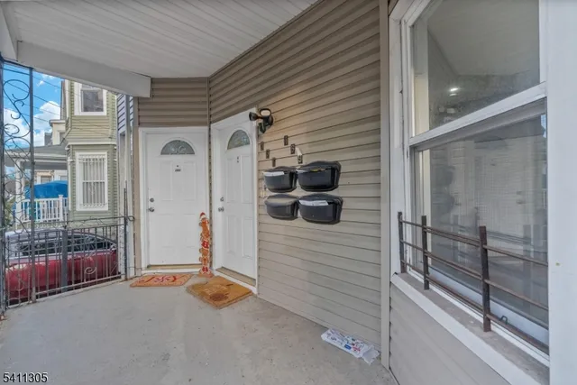 $2,600 | 467 Summer Avenue, Unit 1, Newark, NJ 07104