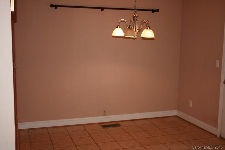 117 Pine Street Rutherfordton, NC 28139 - Photo 4 of 14