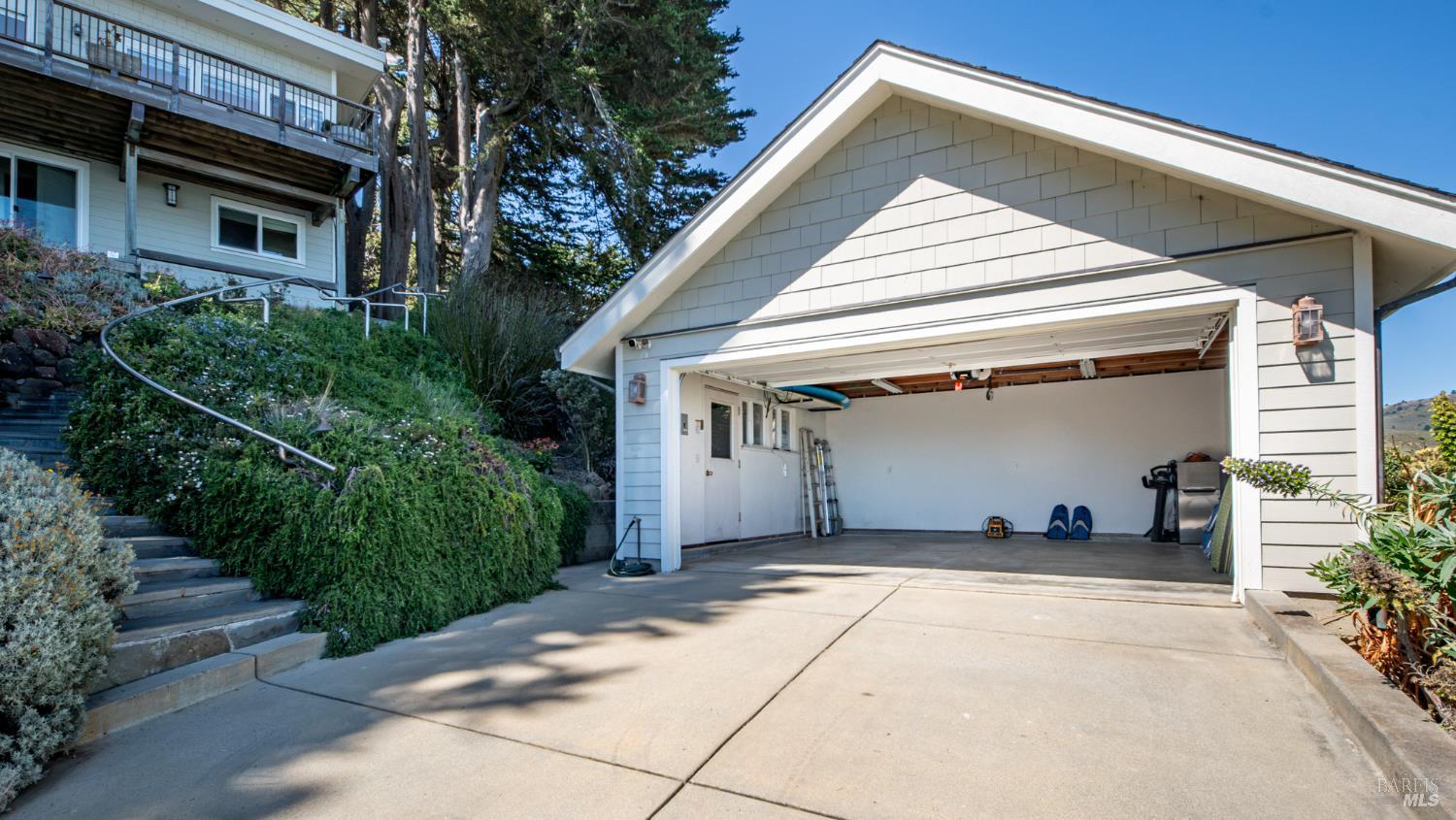 120 Sunset Way Muir Beach, CA 94965 - Photo 12 of 46
