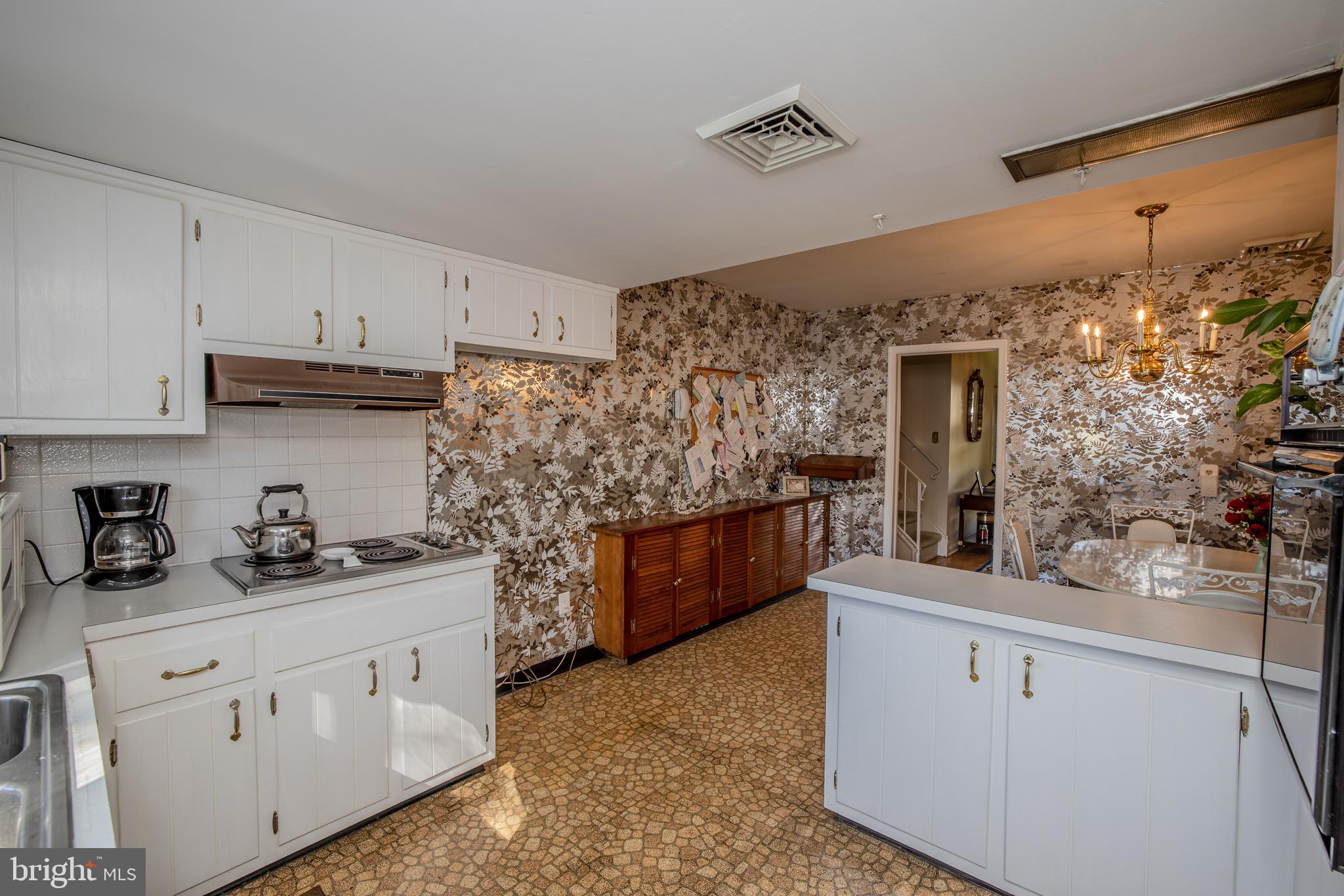 530 Andrew Road Huntingdon Valley, PA 19006 - Photo 13 of 33 Gallery Image 13