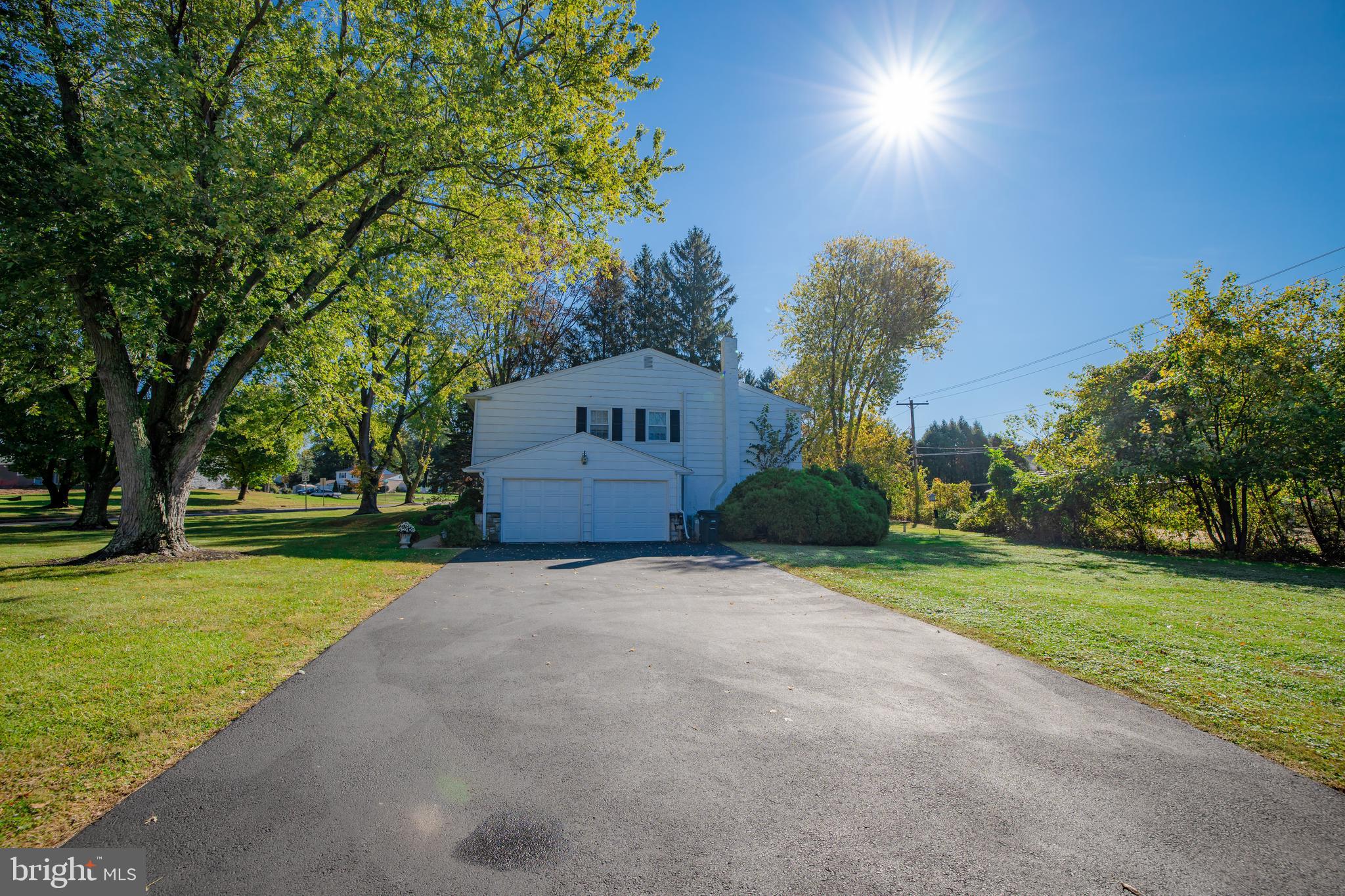 530 Andrew Road Huntingdon Valley, PA 19006 - Photo 3 of 33 Gallery Image 3