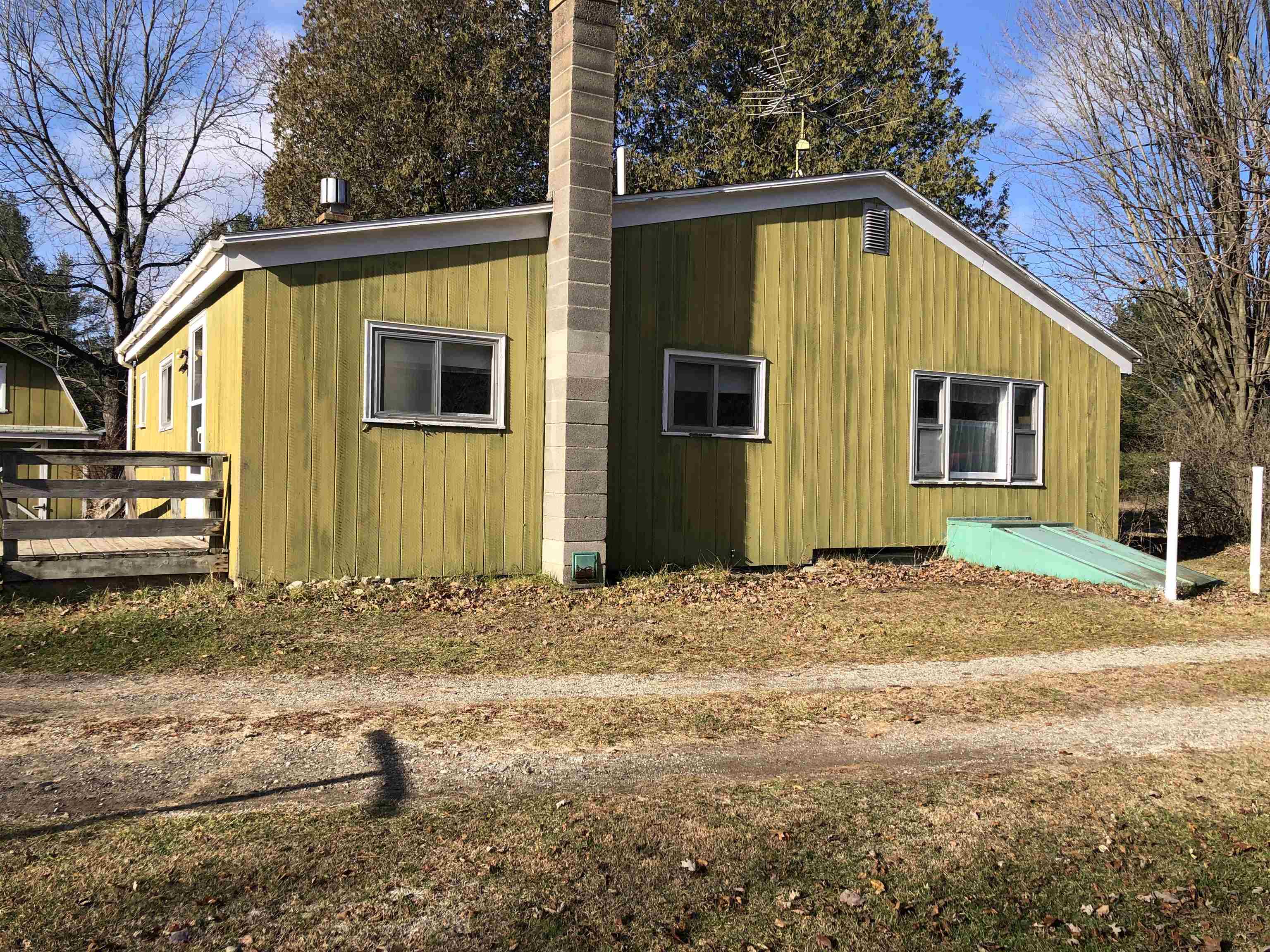 421 West Washington Road Farwell, MI 48622 - Photo 32 of 32