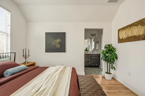$599,000 | 3304 Hollywood Avenue, Unit 2, Austin, TX 78722