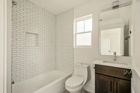 $599,000 | 3304 Hollywood Avenue, Unit 2, Austin, TX 78722