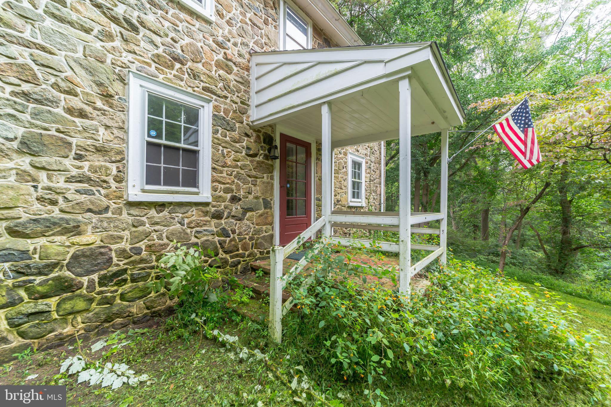 416 County Park Road Pottstown, PA 19465 - Photo 2 of 37 Front Porch