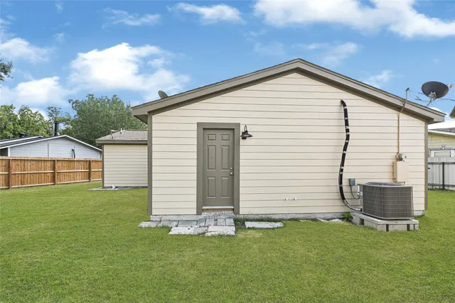 $229,900 | 4803 Bethany Lane, Houston, TX 77039