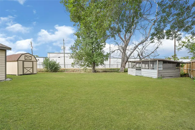 $229,900 | 4803 Bethany Lane, Houston, TX 77039