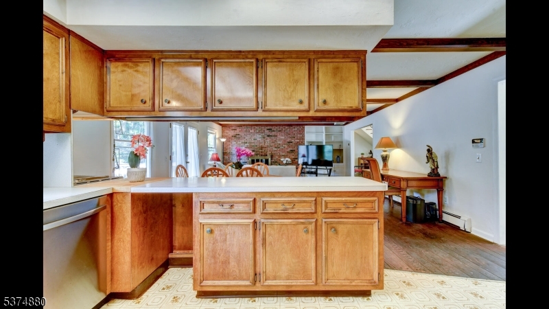 89 Pocono Road Denville, NJ 07834 - Photo 14 of 44