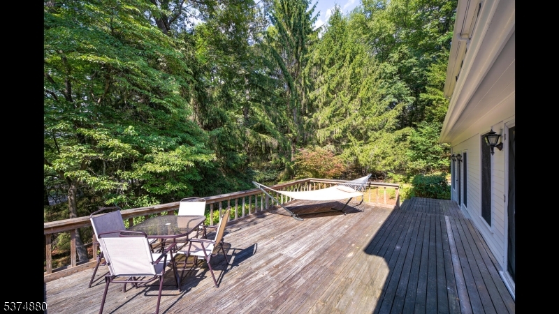 89 Pocono Road Denville, NJ 07834 - Photo 34 of 44