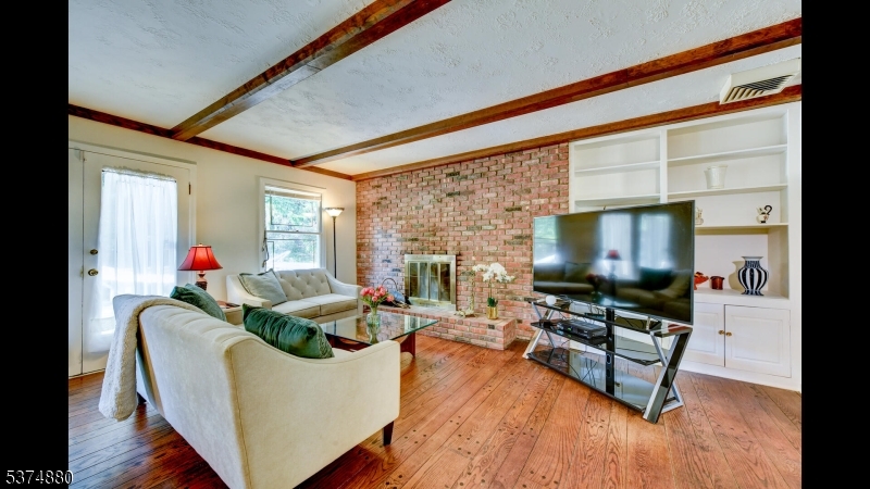 89 Pocono Road Denville, NJ 07834 - Photo 10 of 44