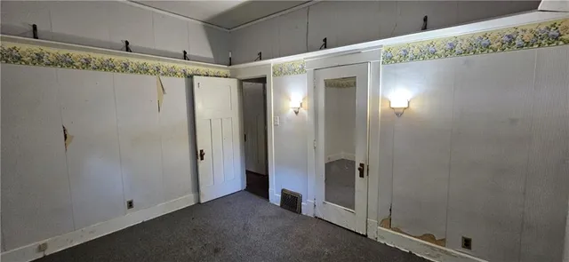 $165,000 | 1101 West Broadway Boulevard, Sedalia, MO 65301