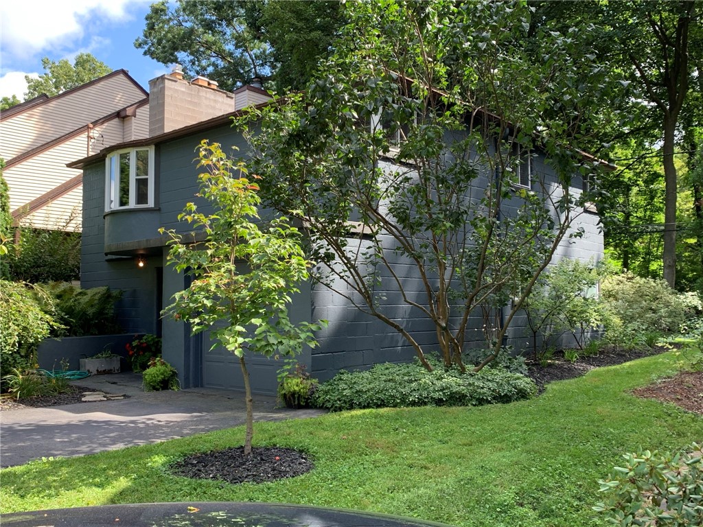 24 Menlo Place Rochester, NY 14620 - Photo 15 of 18
