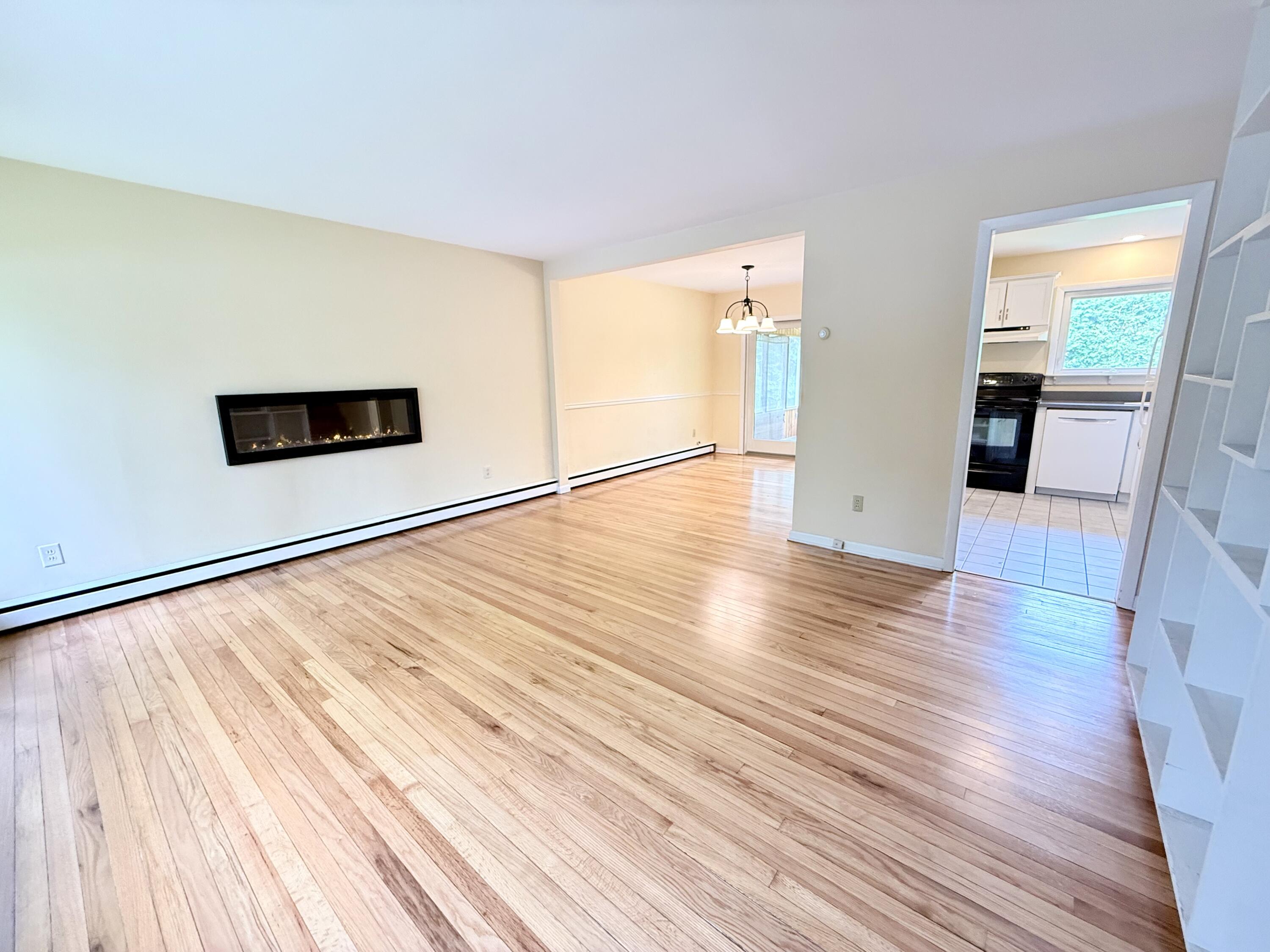 25 Addoms Street Plattsburgh, NY 12901 - Photo 3 of 27