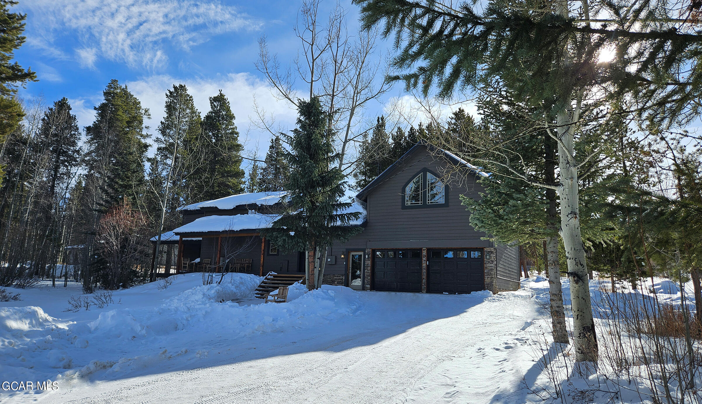 122 Gcr 836/ Hughes Ave  