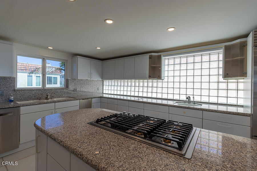 3405 Ocean Drive Oxnard, CA 93035 - Photo 23 of 42 3405 Ocean -34