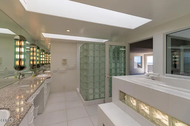 $4,750,000 | 3405 Ocean Drive, Oxnard, CA 93035