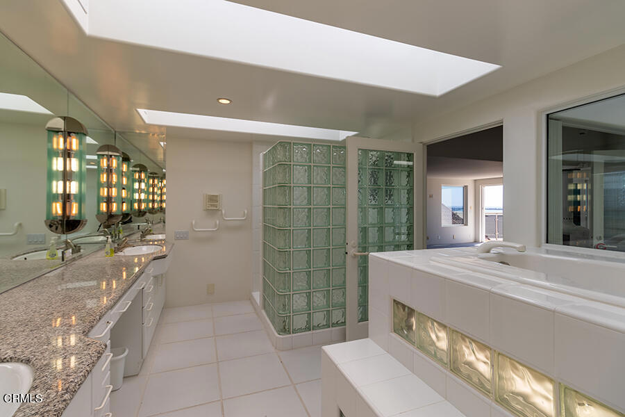 3405 Ocean Drive Oxnard, CA 93035 - Photo 35 of 42 3405 Ocean -55