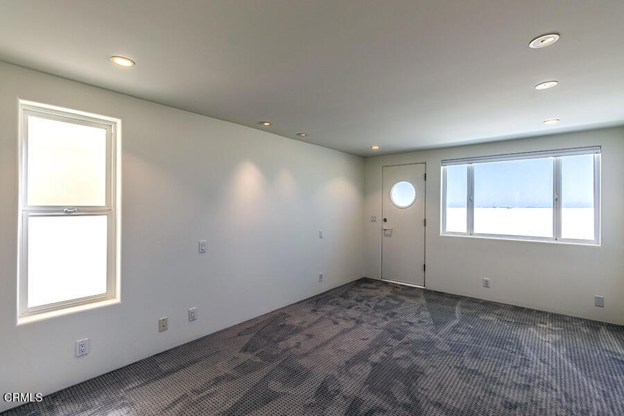 3405 Ocean Drive Oxnard, CA 93035 - Photo 9 of 42 3405 Ocean -13A