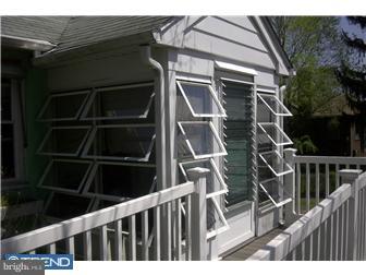 136 Clementon Road Berlin, NJ 08009 - Photo 3 of 12 Exterior Front