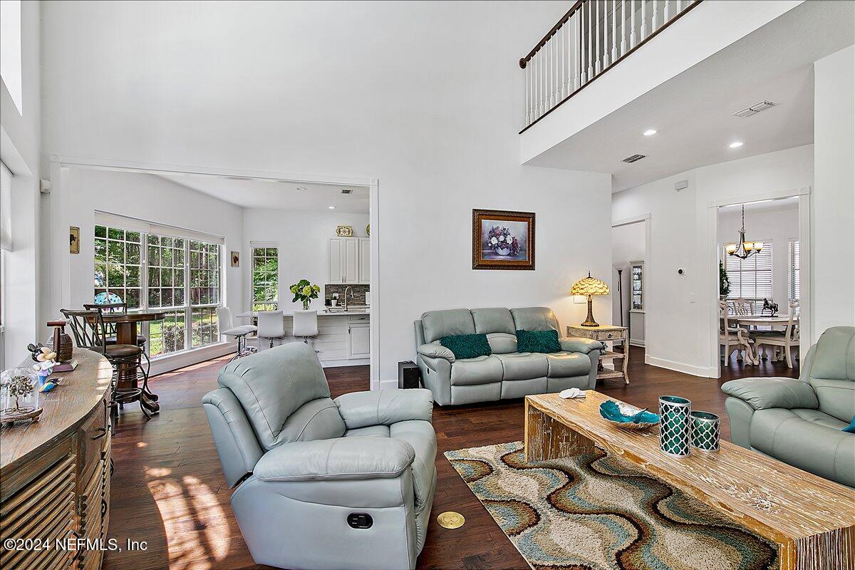 3392 Marbon Road Jacksonville, FL 32223 - Photo 13 of 53 13-Living Room