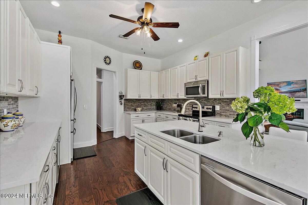 3392 Marbon Road Jacksonville, FL 32223 - Photo 15 of 53 15-Kitchen