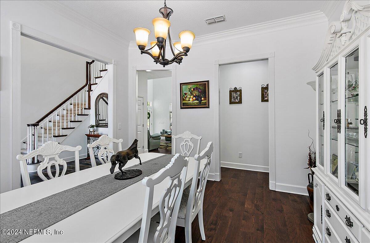 3392 Marbon Road Jacksonville, FL 32223 - Photo 8 of 53 08-Dining