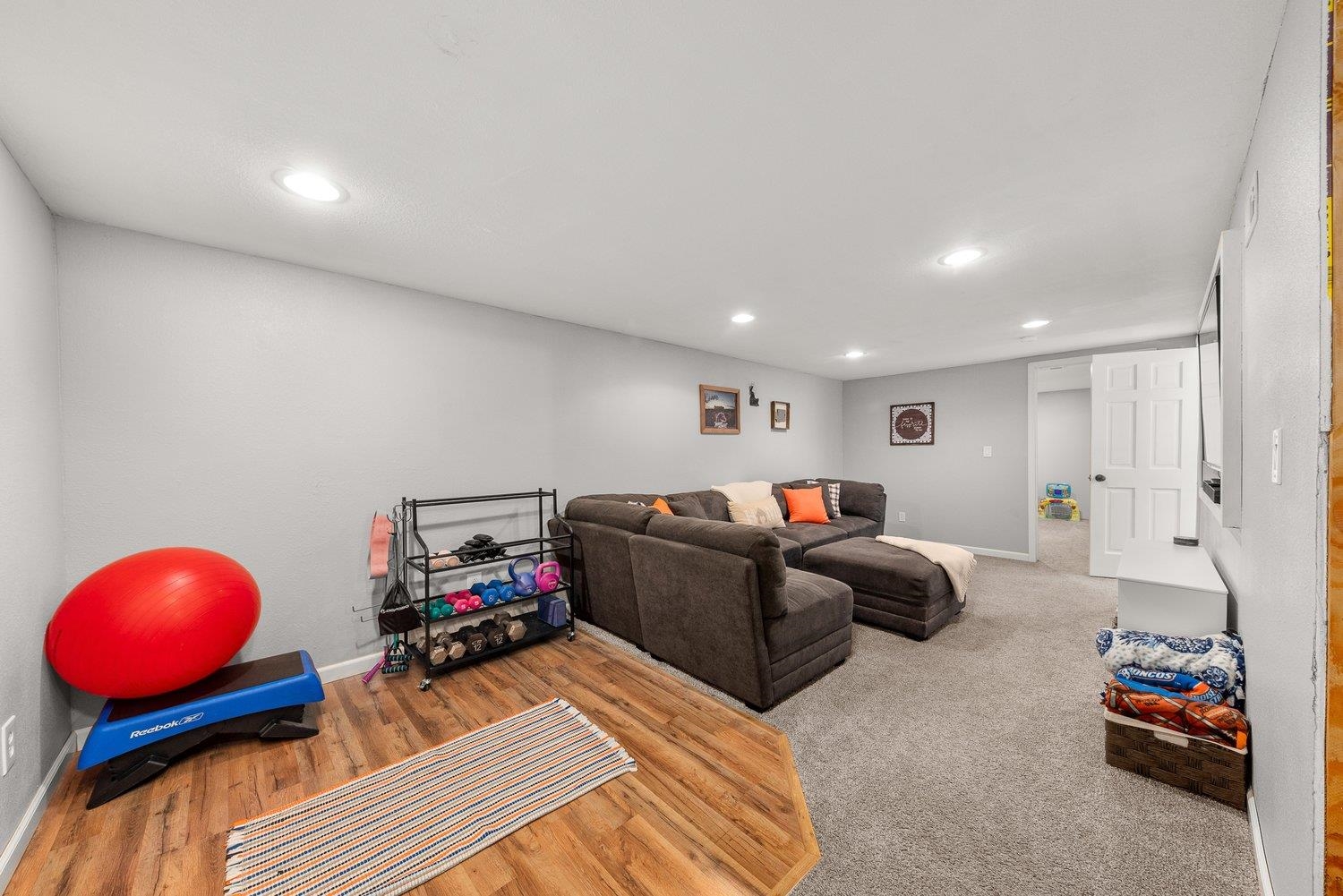 2319 West Decatur Avenue Spokane, WA 99205 - Photo 19 of 29