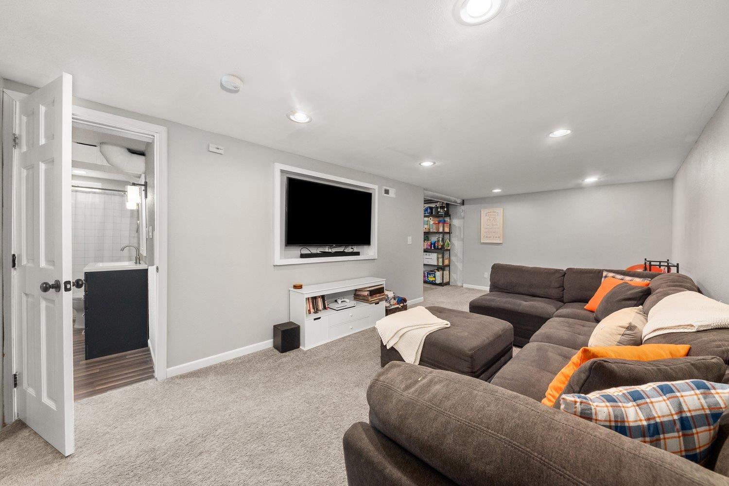 2319 West Decatur Avenue Spokane, WA 99205 - Photo 20 of 29