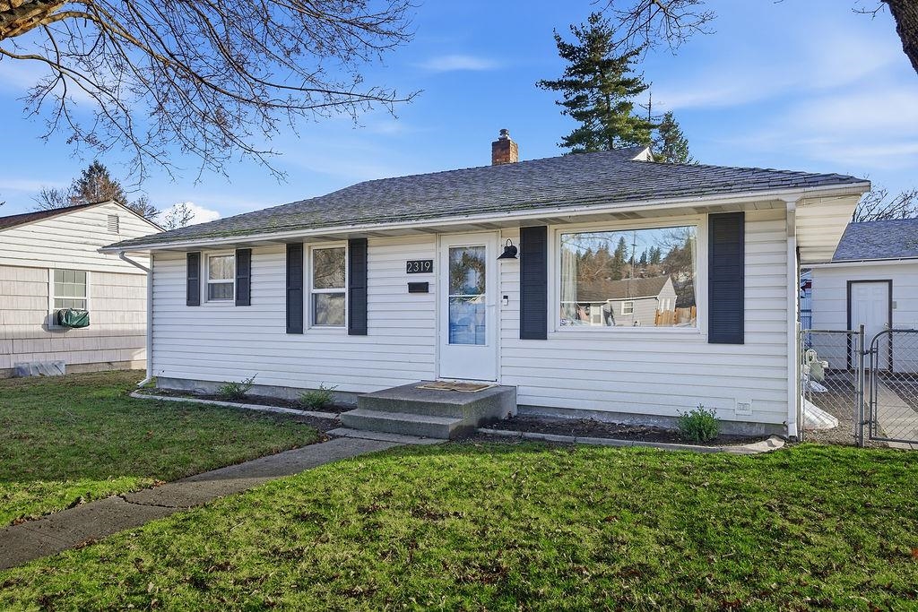 2319 West Decatur Avenue Spokane, WA 99205 - Photo 2 of 29