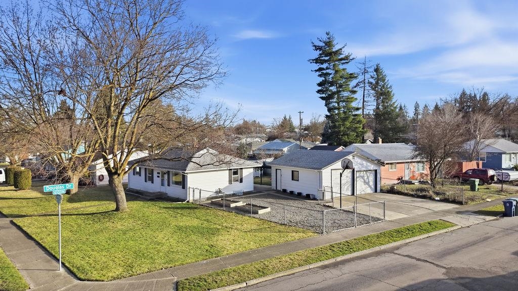 2319 West Decatur Avenue Spokane, WA 99205 - Photo 27 of 29