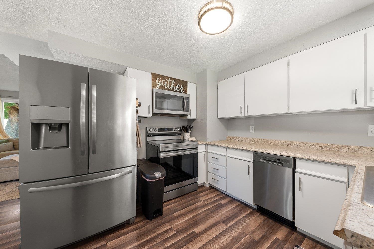 2319 West Decatur Avenue Spokane, WA 99205 - Photo 10 of 29