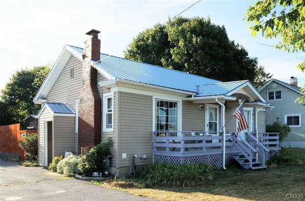 $185,000 | 19204 Highway 11, Watertown Town, NY 13601