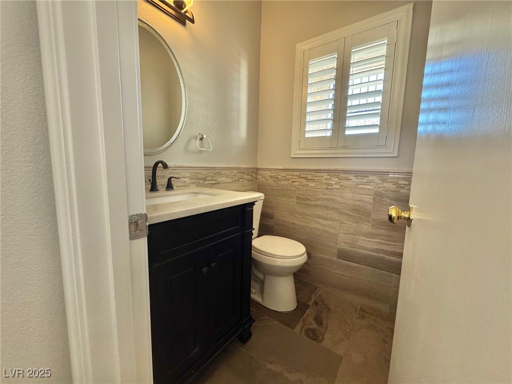 4330 Spruce Grove Street Las Vegas, NV 89147 - Photo 4 of 30