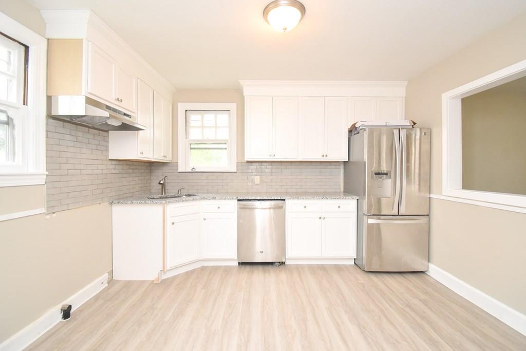 57 Bessemer Street Springfield, MA 01104 - Photo 4 of 25 Gallery Image 4